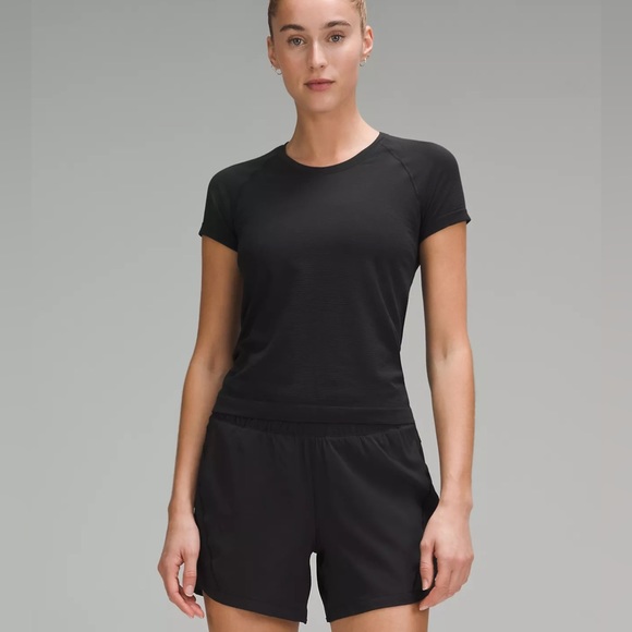 Swiftly Tech Short-Sleeve Shirt 2.0 Race Length - Picture 1 of 3